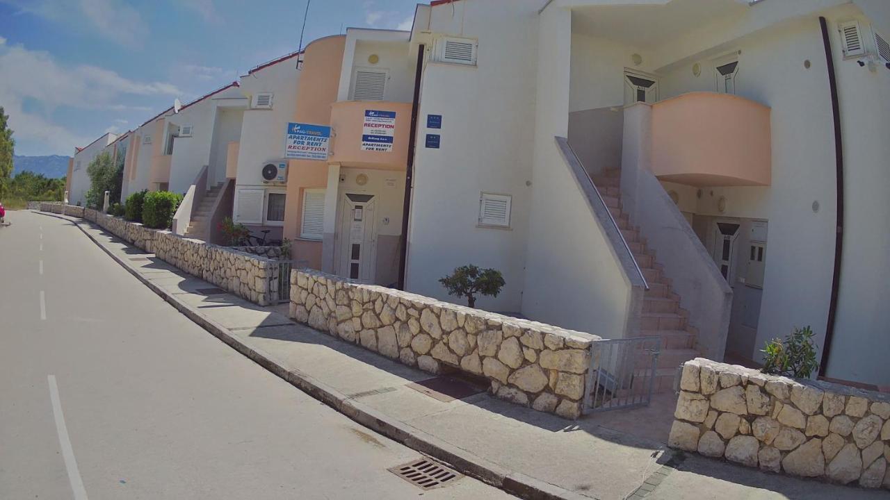 Apartments Pag-Travel Novalja Eksteriør billede